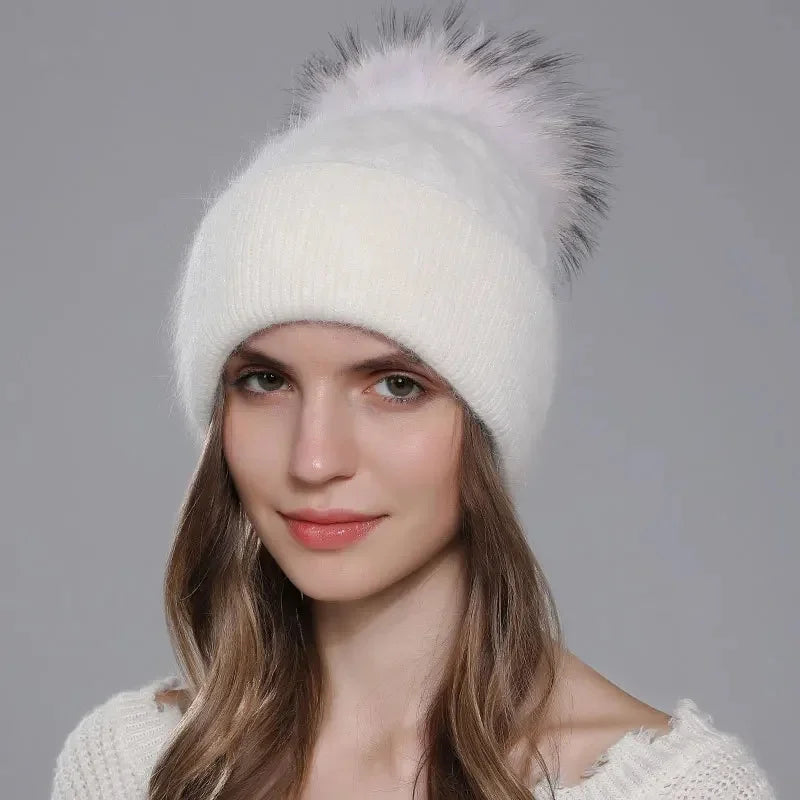 Cozy Pomp Knit Beanie