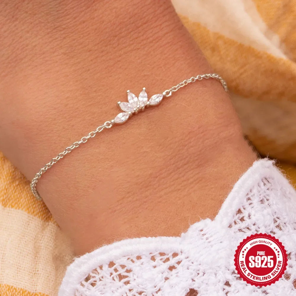 Silver Crown Sparkle