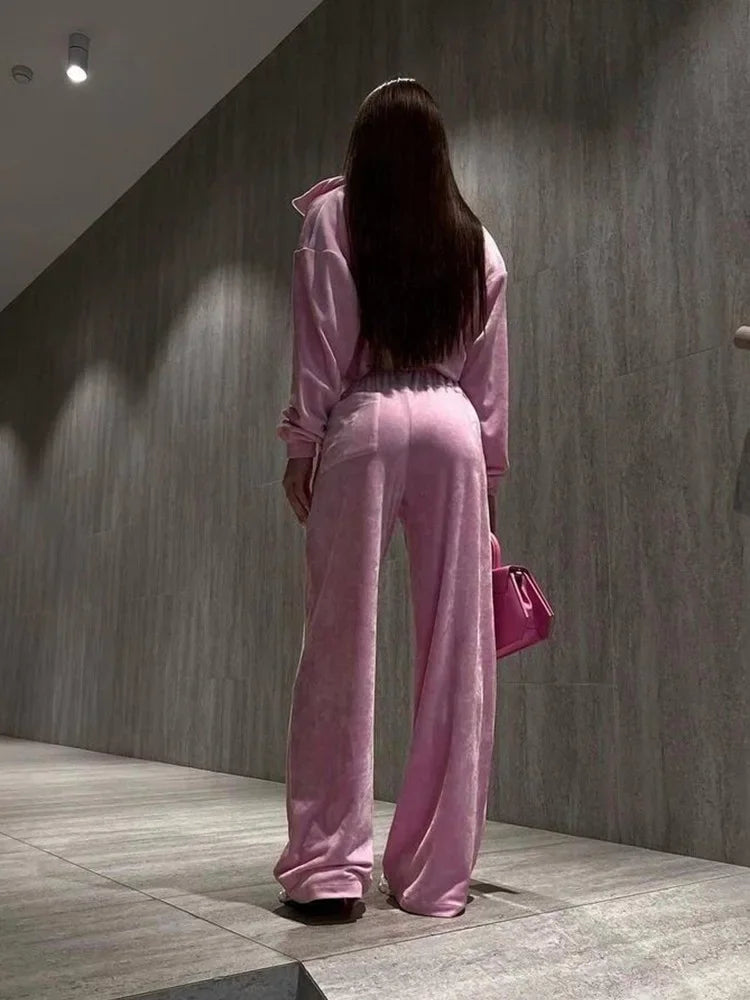 Veluxe Lounge Velour