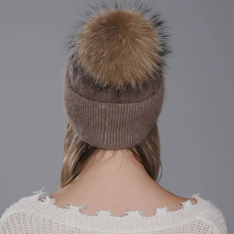 Cozy Pomp Knit Beanie