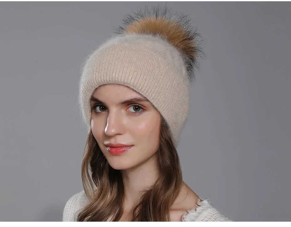 Cozy Pomp Knit Beanie