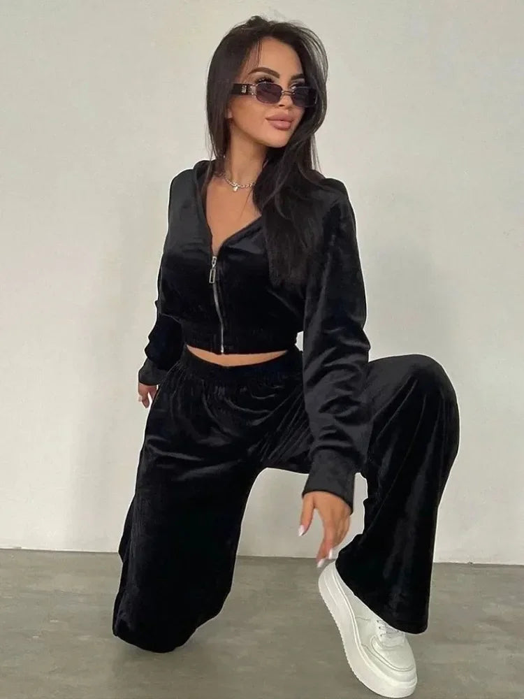 Veluxe Lounge Velour