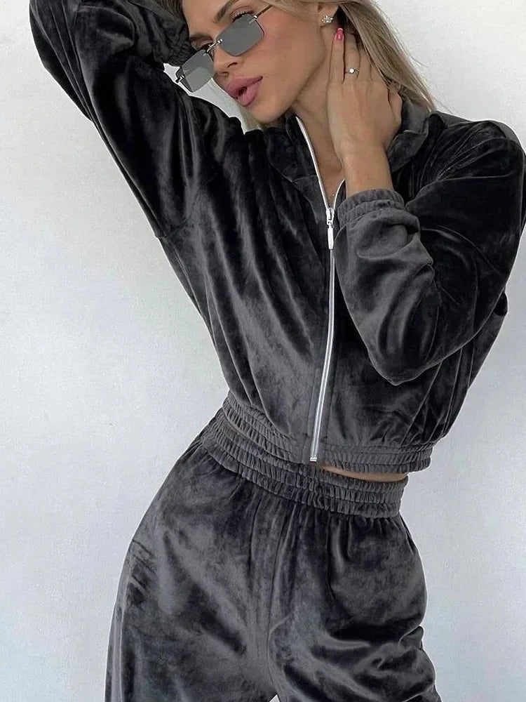 Veluxe Lounge Velour