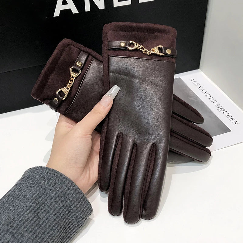 Velvet Chain Elegance Gloves