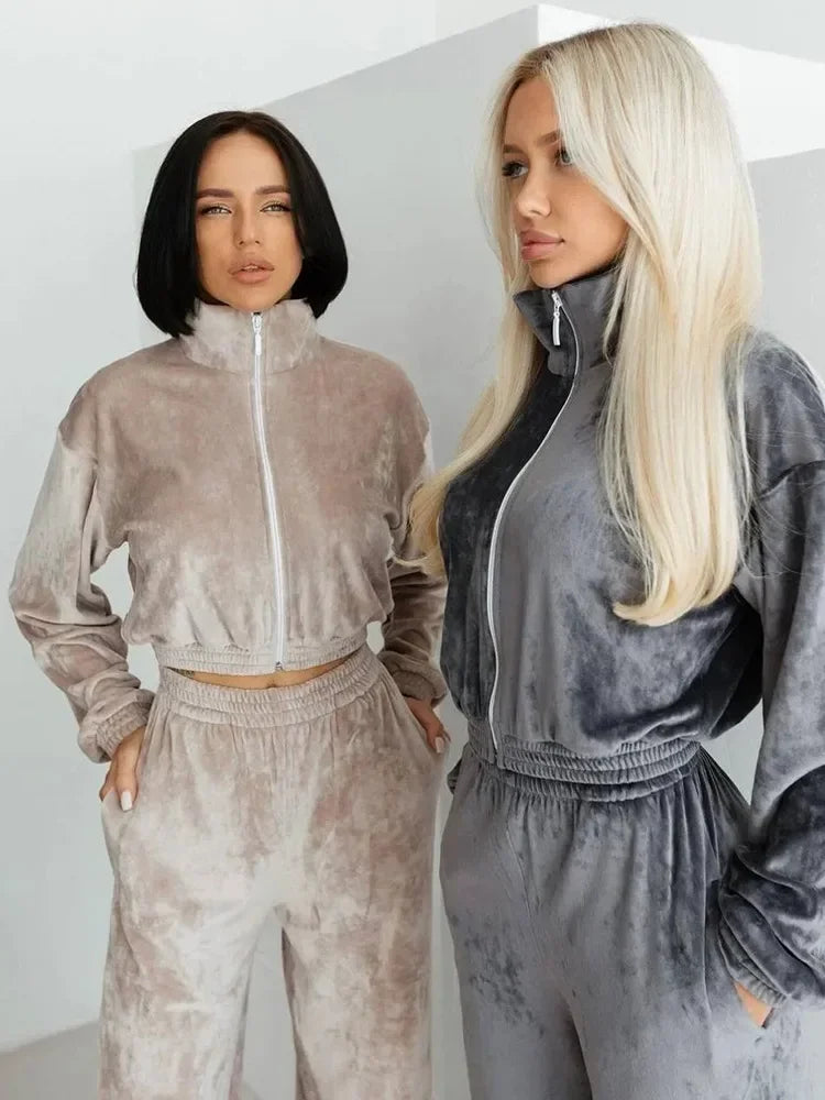 Veluxe Lounge Velour