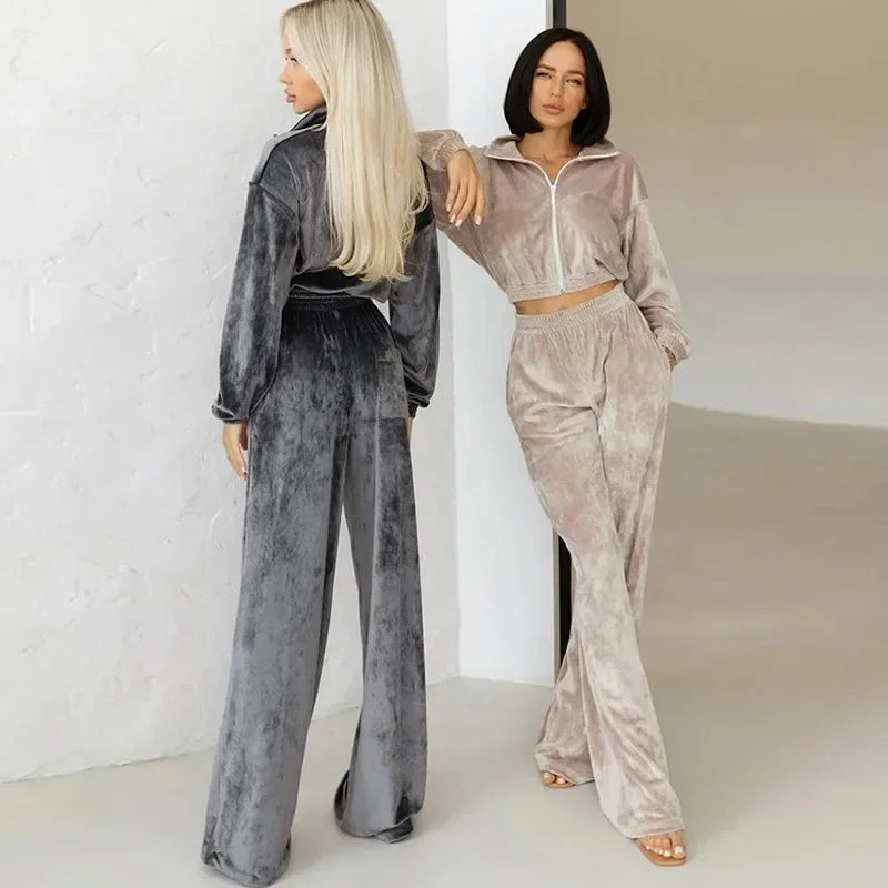 Veluxe Lounge Velour