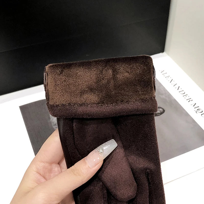 Velvet Chain Elegance Gloves