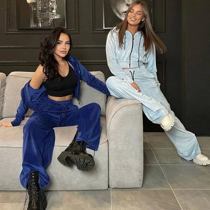 Veluxe Lounge Velour