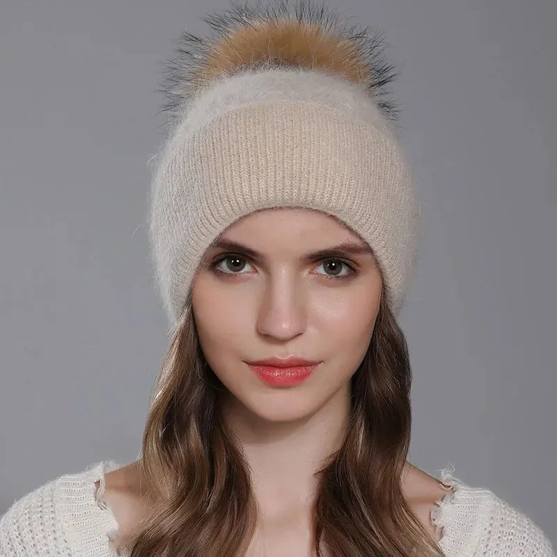 Cozy Pomp Knit Beanie
